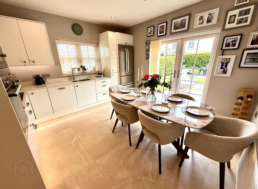 23 Oak Country Green, Waterside, L'Derry, BT47 6FU