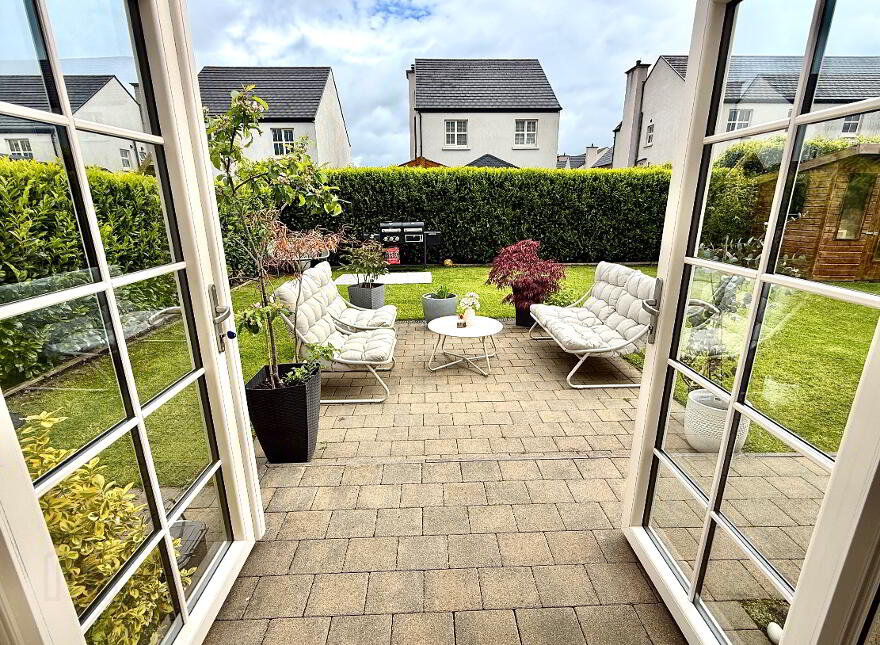23 Oak Country Green, Waterside, L'Derry, BT47 6FU