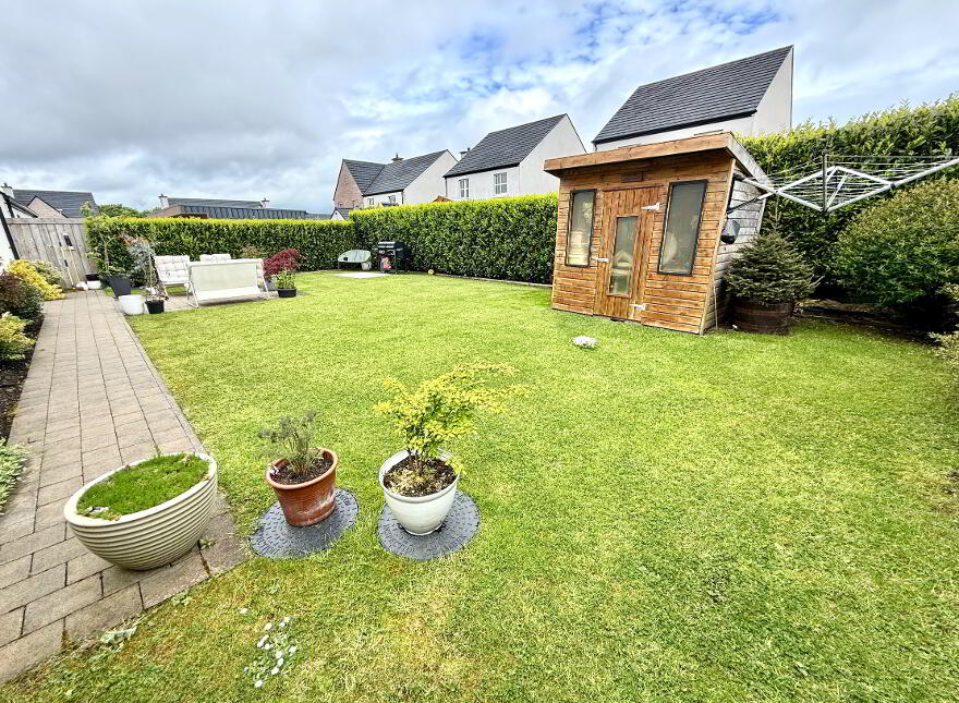 23 Oak Country Green, Waterside, L'Derry, BT47 6FU