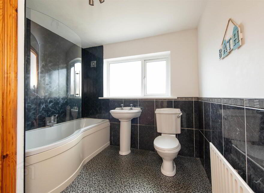 4 Mourne View, Kilmore, Downpatrick, BT30 9HW