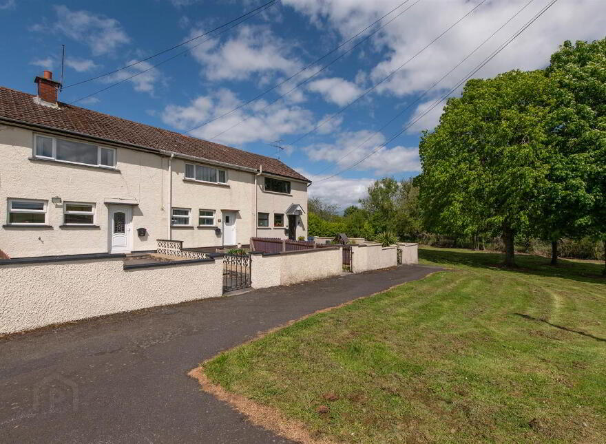 4 Mourne View, Kilmore, Downpatrick, BT30 9HW
