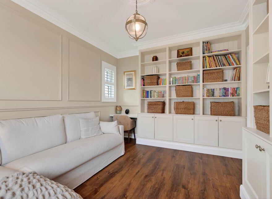 6 Red Hall Lane, Circular Road, Belfast, BT4 2FA
