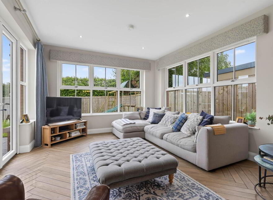6 Red Hall Lane, Circular Road, Belfast, BT4 2FA