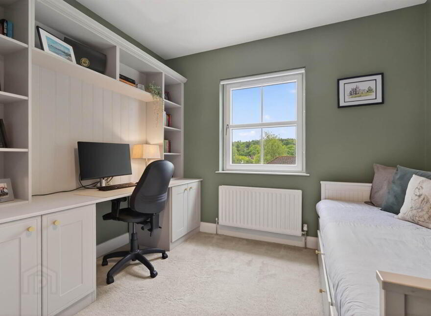 6 Red Hall Lane, Circular Road, Belfast, BT4 2FA