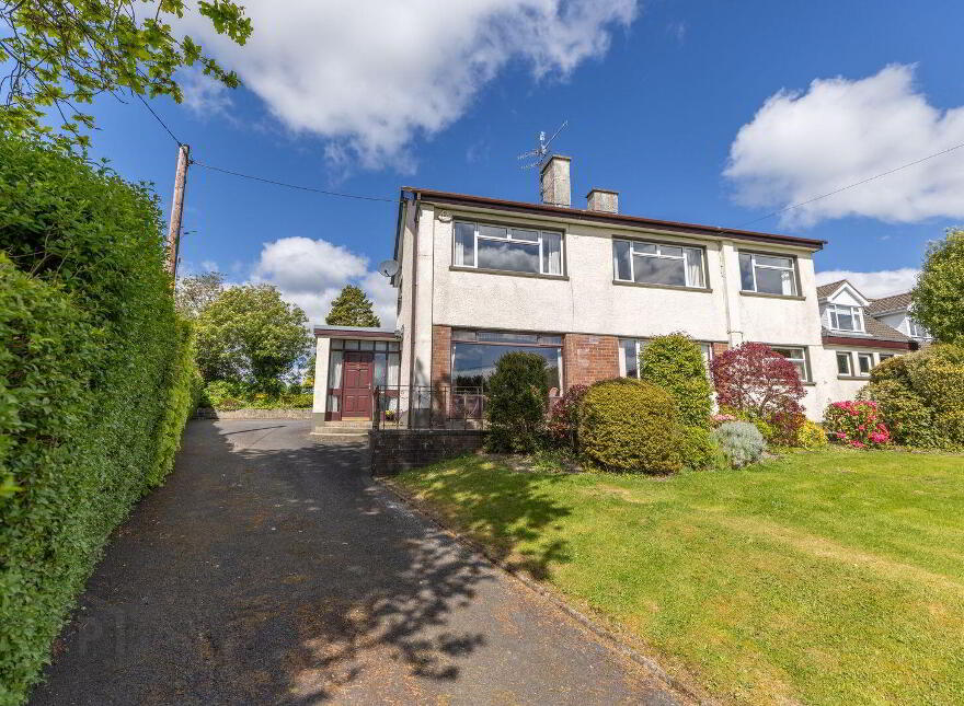 48 Clonallon Road, Warrenpoint, Newry, BT34 3PH