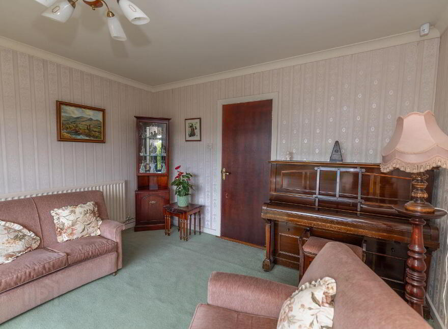 48 Clonallon Road, Warrenpoint, Newry, BT34 3PH