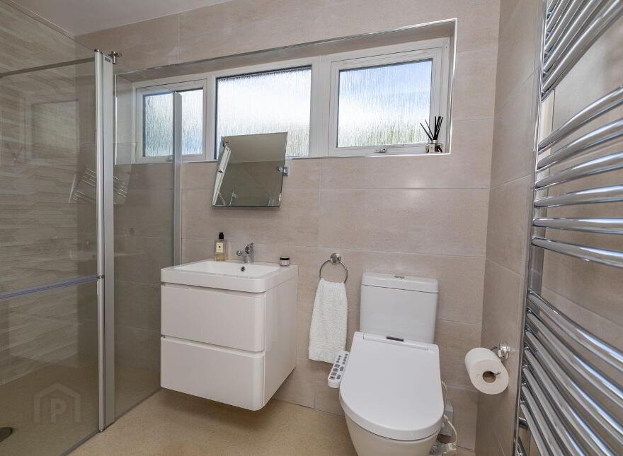 48 Clonallon Road, Warrenpoint, Newry, BT34 3PH