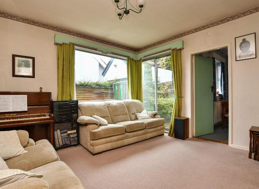 6 Abbey Drive, Bangor, BT20 4DA