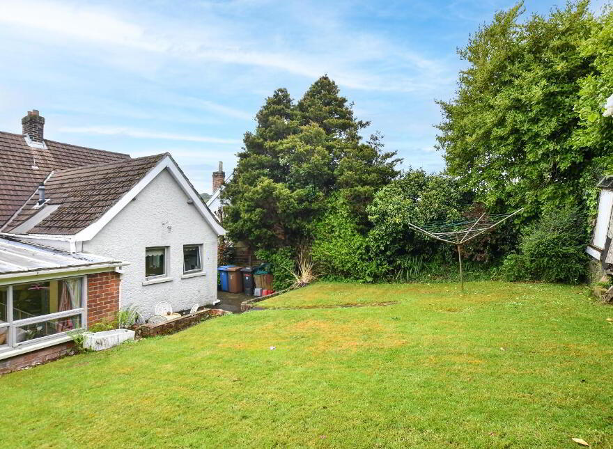 6 Abbey Drive, Bangor, BT20 4DA