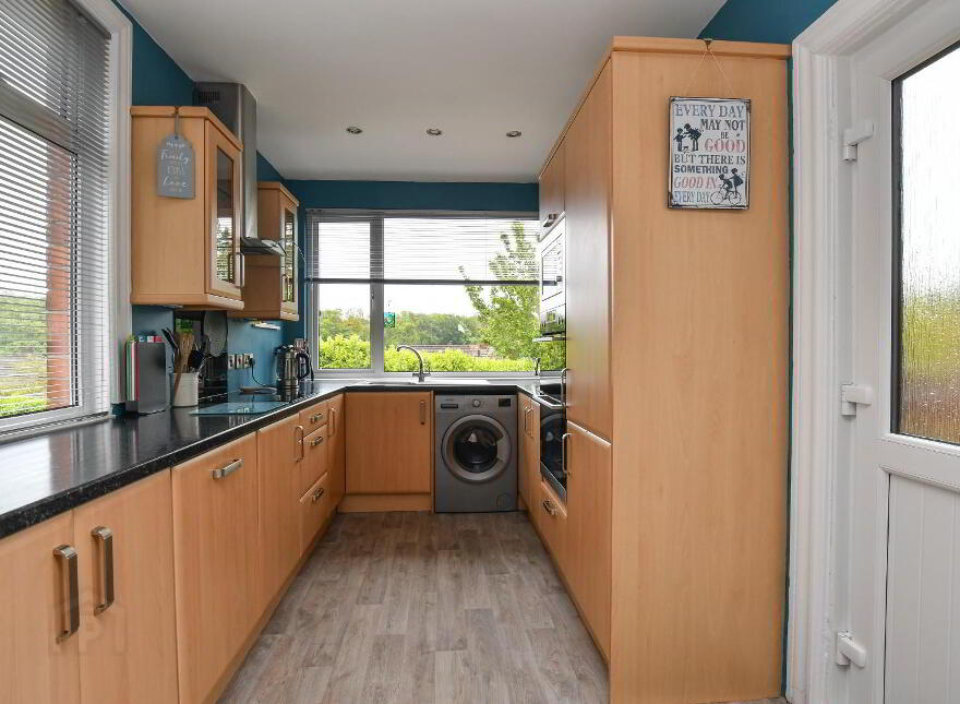 9 Newtownards Road, Bangor, BT20 4BX