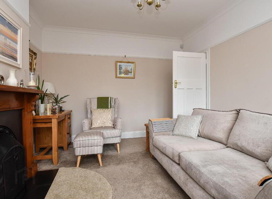 9 Newtownards Road, Bangor, BT20 4BX
