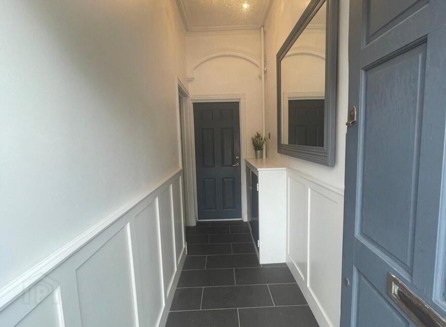 Apt 1, 20 Eglantine Avenue, Belfast, BT9 6DX