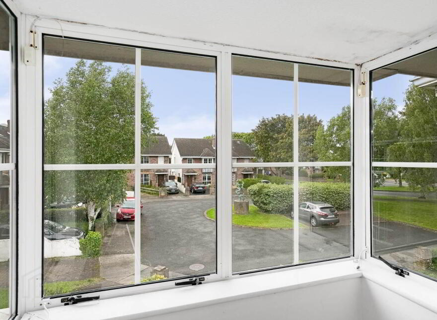 9 The Maples, Bird Avenue, Clonskeagh, Dublin, D14T883