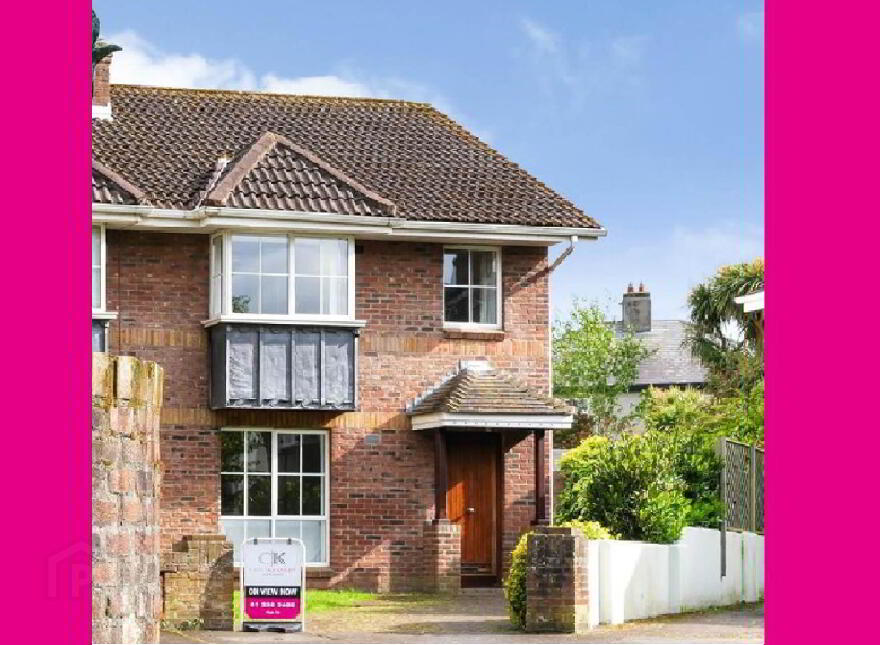 9 The Maples, Bird Avenue, Clonskeagh, Dublin, D14T883