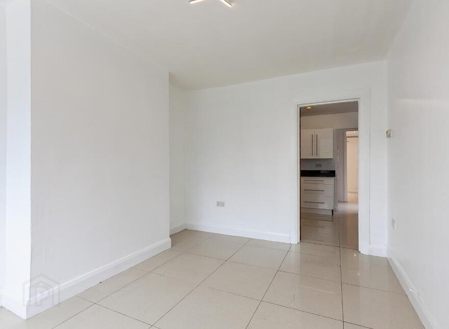 42 Joanmount Gardens, Belfast, BT14 6NX