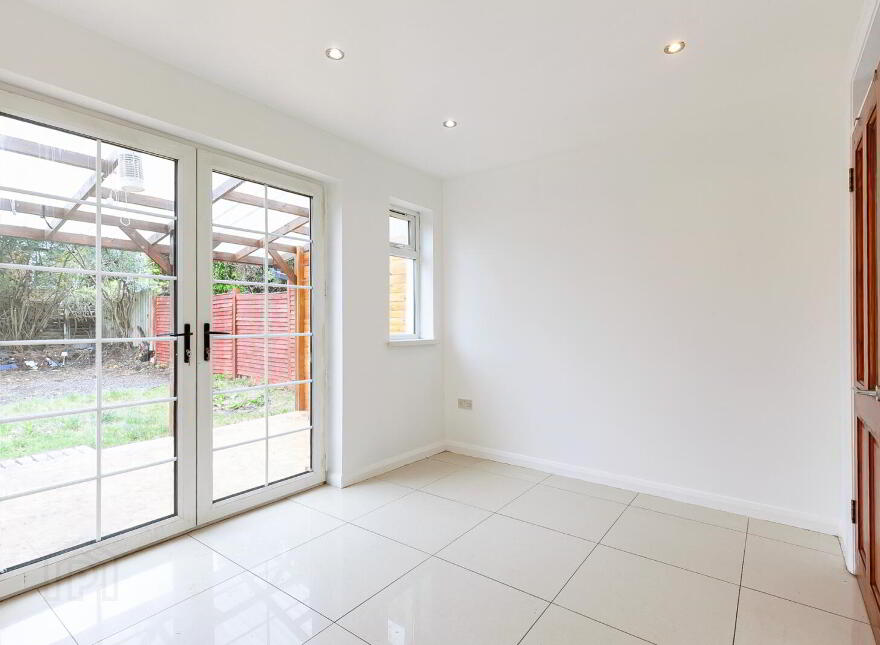 42 Joanmount Gardens, Belfast, BT14 6NX