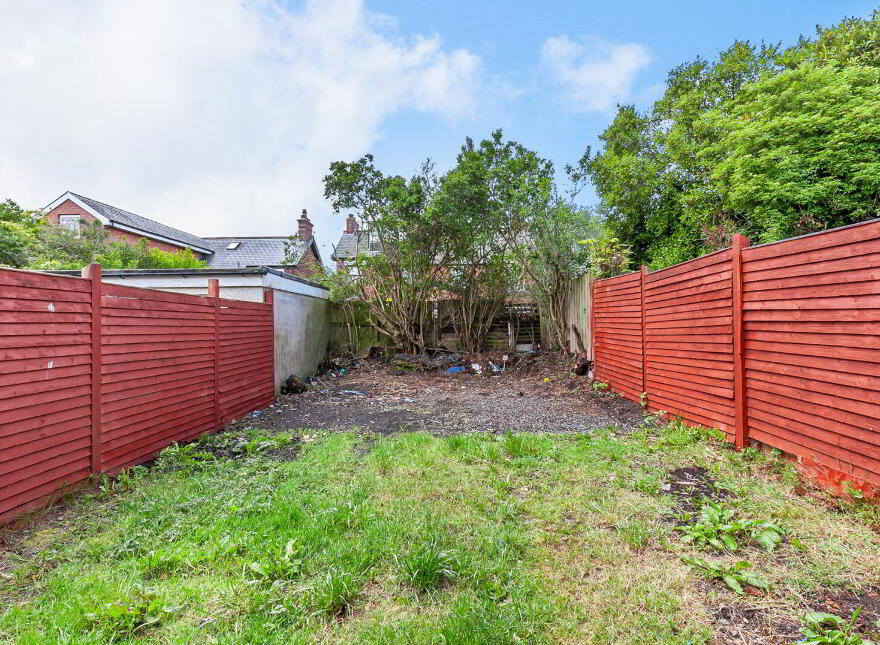 42 Joanmount Gardens, Belfast, BT14 6NX