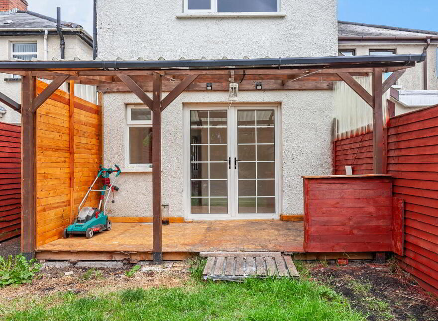 42 Joanmount Gardens, Belfast, BT14 6NX