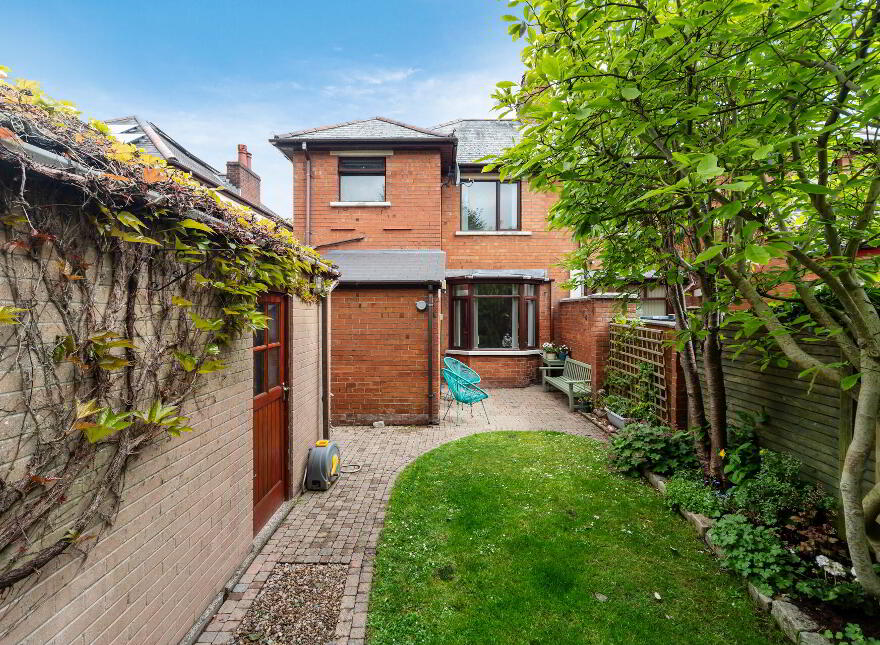 11 Orpen Drive, Upper Lisburn Road, Belfast, BT10 0BT
