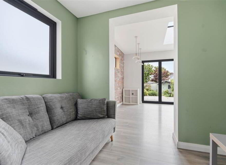 314 Cregagh Road, Belfast, BT6 9EW