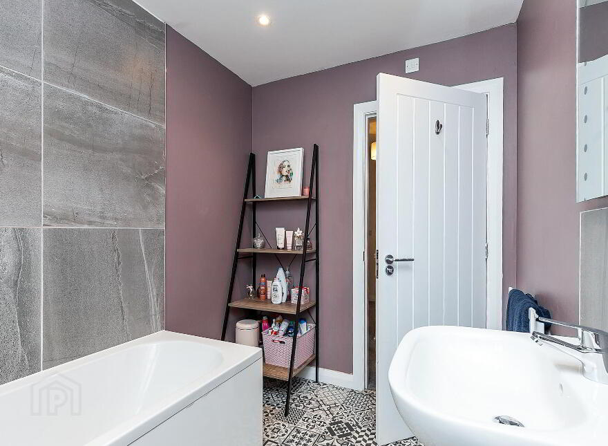 41 Ayrshire Gardens, Lisburn, BT28 2EL