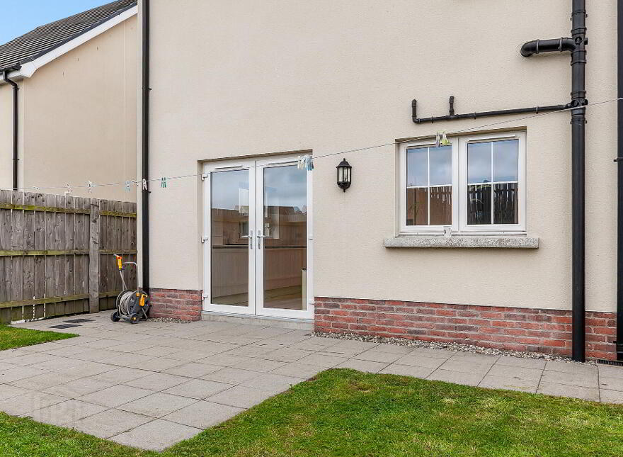 41 Ayrshire Gardens, Lisburn, BT28 2EL