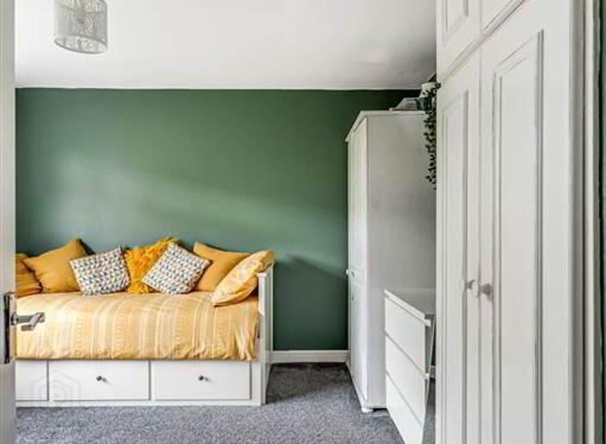 12 The Close, Finaghy, Belfast, BT10 0GG