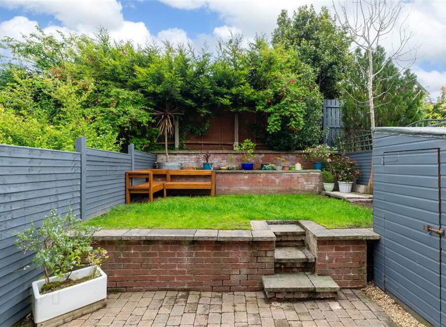 12 The Close, Finaghy, Belfast, BT10 0GG