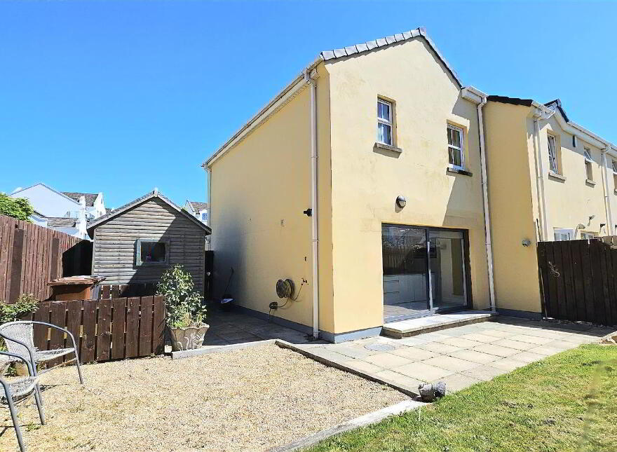 10 Maritime Drive, Carrickfergus, BT38 8GQ