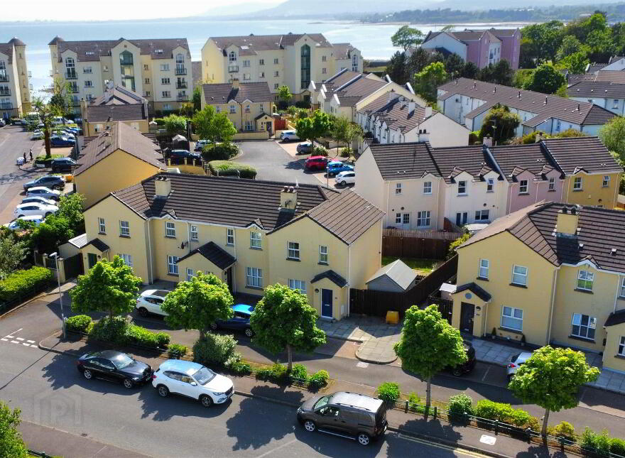 10 Maritime Drive, Carrickfergus, BT38 8GQ
