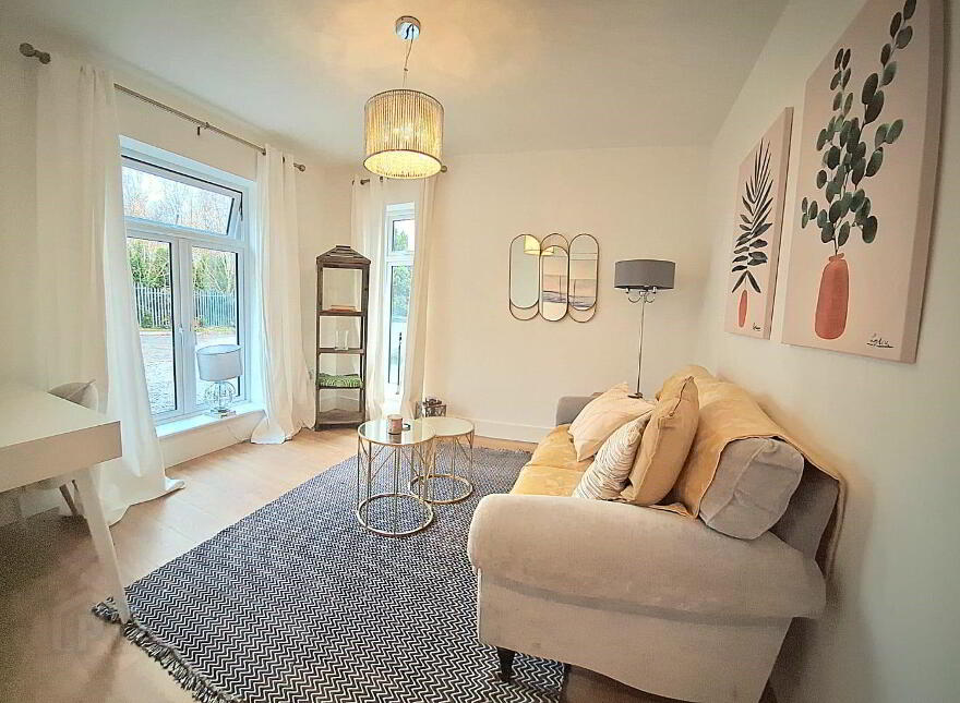 Auburn, Dublin Road, Athlone, N37C6Y0