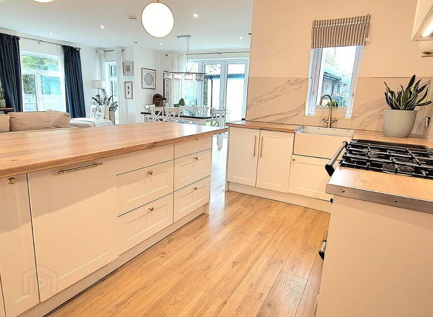 Auburn, Dublin Road, Athlone, N37C6Y0