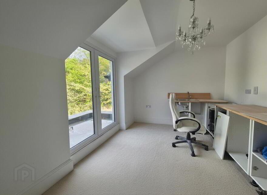 Auburn, Dublin Road, Athlone, N37C6Y0