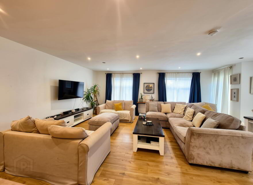 Auburn, Dublin Road, Athlone, N37C6Y0