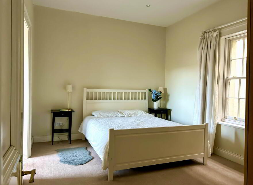 3 Moat Apartment, 8 Motelands Old Holywood Road, East Belfast, Belfast, BT4 2JH