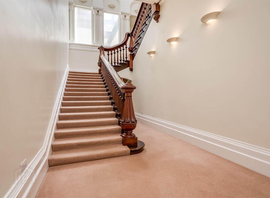 3 Moat Apartment, 8 Motelands Old Holywood Road, East Belfast, Belfast, BT4 2JH