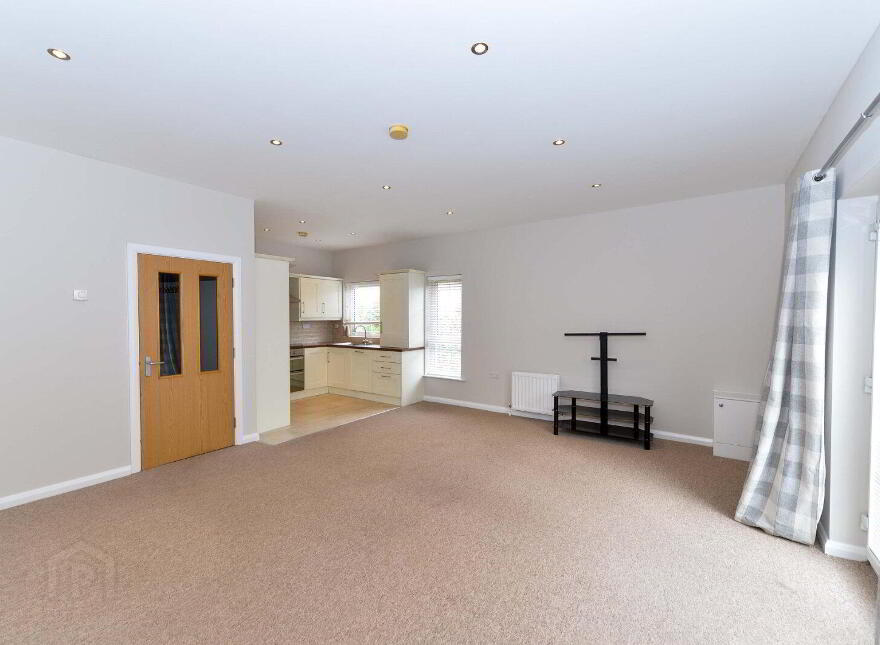 12A Gransha Chase, Dundonald, Belfast, BT16 2FE