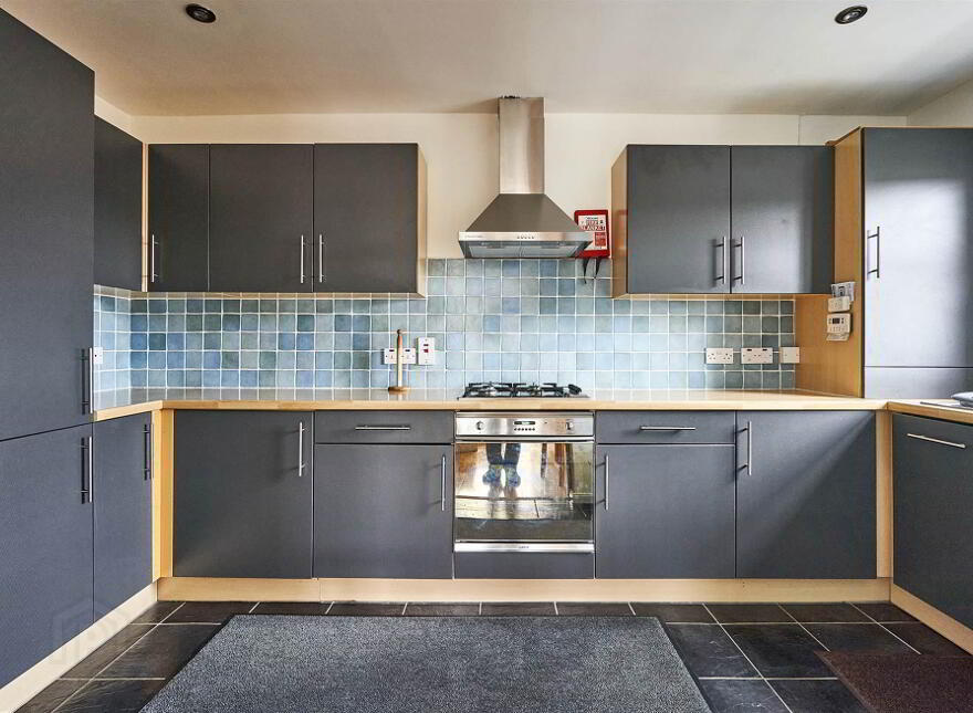 Apt9, Priory Manor, Holywood, BT18 0LD