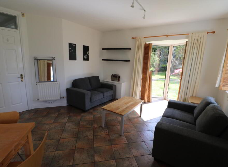 20 Laganview Court, Belfast, BT5 4AR