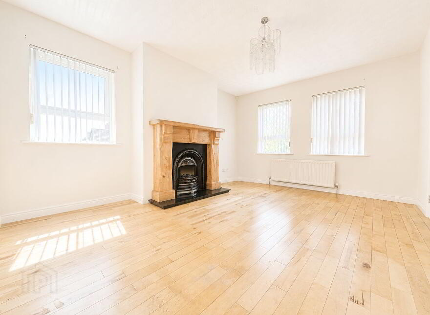 48 Broadlands Gardens, Carrickfergus, BT38 7BJ