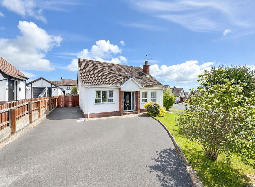 48 Broadlands Gardens, Carrickfergus, BT38 7BJ