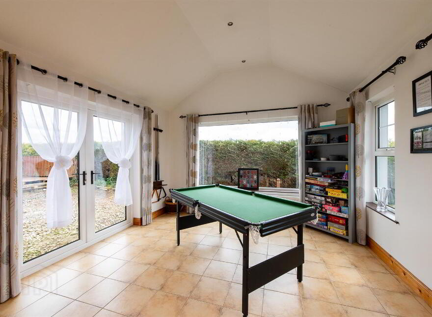5A Ardkeeragh Road, Newry, BT34 1NW