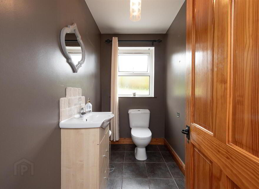 5A Ardkeeragh Road, Newry, BT34 1NW
