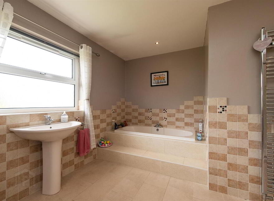 5A Ardkeeragh Road, Newry, BT34 1NW