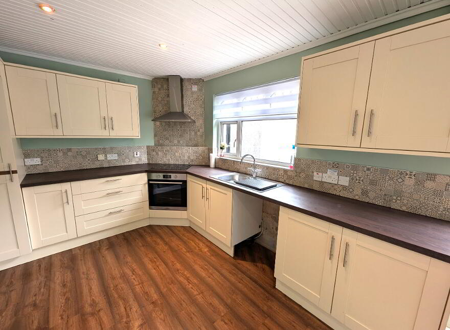 28 Newry Street, Markethill, BT60 1TA