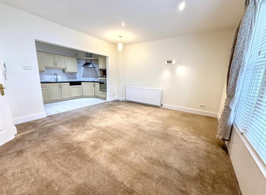 28 Lisburn Square, Lisburn, BT28 1TS