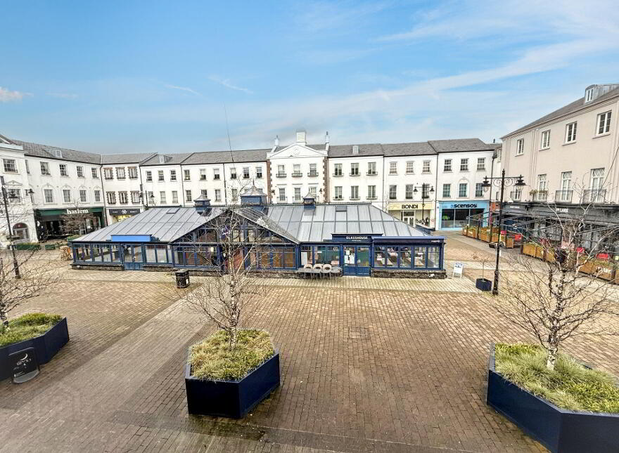 28 Lisburn Square, Lisburn, BT28 1TS