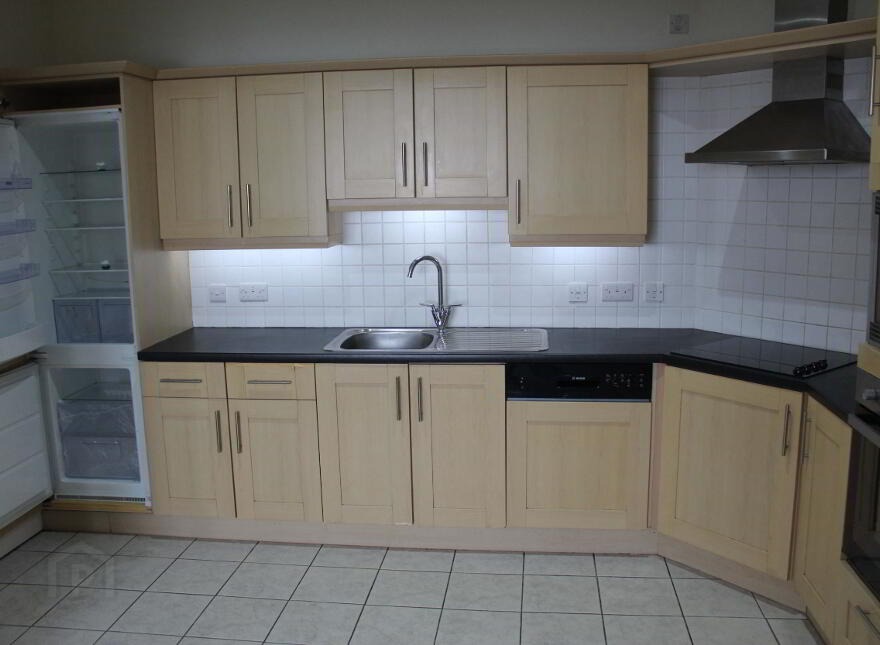 28 Lisburn Square, Lisburn, BT28 1TS
