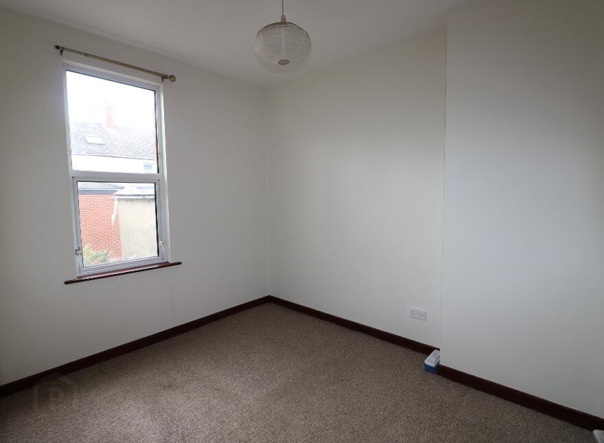35 Deramore Avenue, Belfast, BT7 3ER