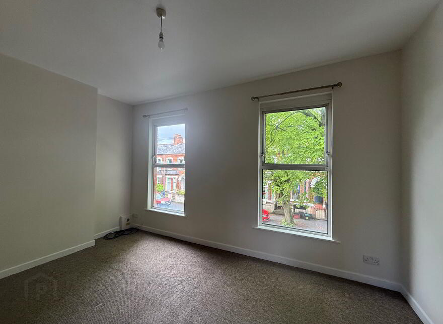 35 Deramore Avenue, Belfast, BT7 3ER